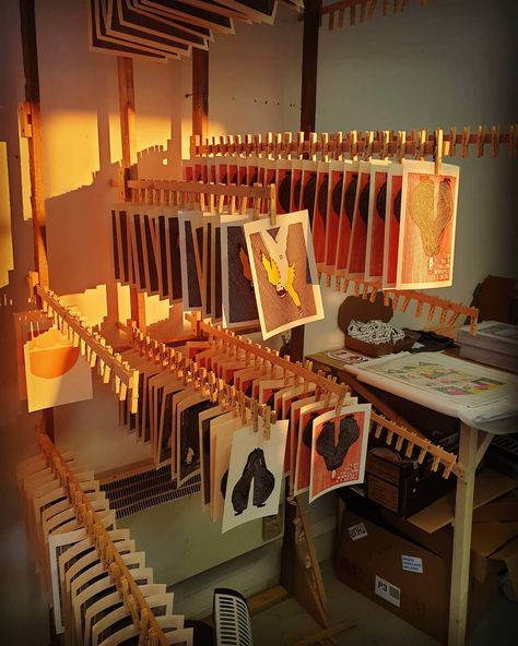 paard studios on Instagram: “Lovely winter sunset on my drying rack, awwww. .. . . . . #printmaking #art #print #printmaker #printing #linocut #artist #etching…” Art Drying Rack Ideas, Printmaking Art Aesthetic, Print Drying Rack, Art Print Storage, Artist Studio Interior Design, Diy Art Print Display, Screen Print Studio Workspaces, Diy Home Art Studio, Screenprinting Studio Home