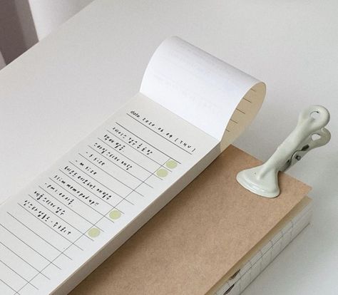 Muji Aesthetic, Bullet Journal First Page, Muji Notebook, Aesthetic Diary, Paper Grid, Stationery Aesthetic, Pens Cute, Korean Kawaii, Monthly Layout