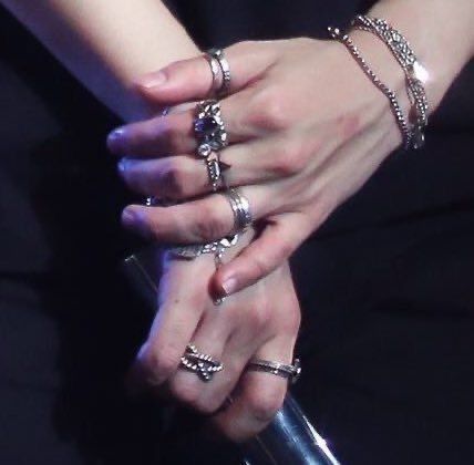 Bts Hands, Bts Ring, Jimin's Hands, Hands With Rings, Hand Veins, Grunge Jewelry, Edgy Jewelry, Pretty Hands, Dope Jewelry