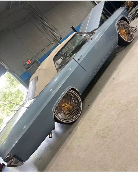 Chevrolet Impala Convertible, Custom Wheels Cars, Impala Convertible, Donk Cars, Classic Cars Chevy, Custom Cars Paint, Fast Sports Cars, Top Luxury Cars, Cool Car Drawings