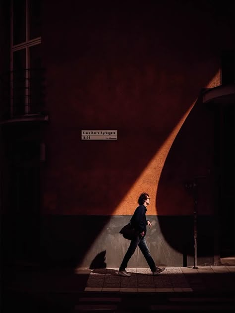 Capturing Urban Magic: Fredrik Axling’s Vibrant Play Of Light And Shadows In Street Photography Street Photography Architecture, Directional Lighting Photography, Urbanisation Photography, Shadow Landscape, Photography Shadows, Moodboard Red, Urban Magic, High Contrast Photos, House Photoshoot