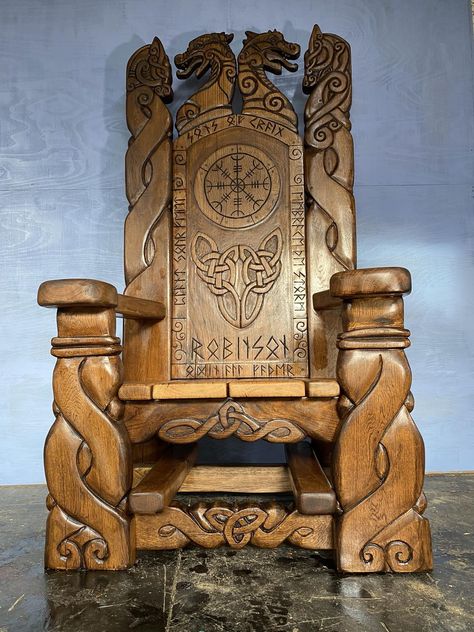 Viking Throne, Viking Furniture, Viking Chair, Nerdy Decor, Viking Aesthetic, Rustic Furniture Design, Wood Carving Furniture, Fantasy Furniture, Chair Design Wooden