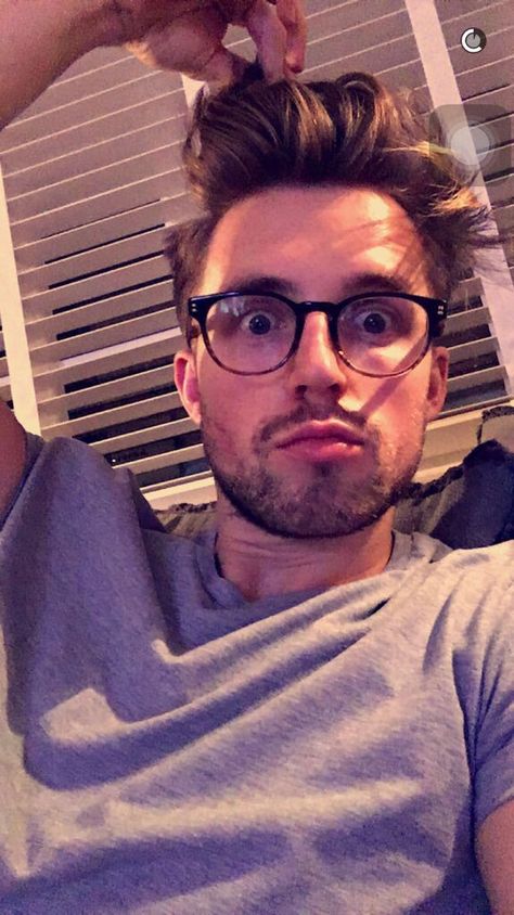 Marcus Butler, Square Glass, Glass, Quick Saves