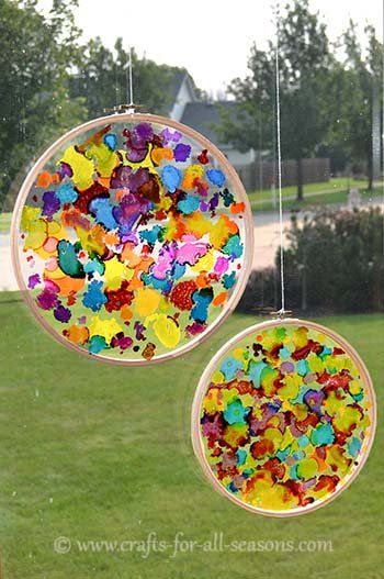 Colorful Suncatcher Craft using Alcohol Inks - from Crafts For All Seasons Sun Crafts For Adults, Diy Suncatchers For Adults, Kids Suncatcher Craft, Suncatchers For Kids, Crafts For The Elderly, Sun Catchers Diy, Colorful Suncatcher, Sun Catcher Craft, Nursing Home Crafts