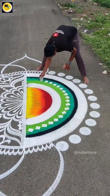 Big Rangoli Design For Diwali, Road Rangoli Designs, Rangoli On Road, Rangoli Designs Modern, Modern Rangoli, Rangoli Side Designs, Big Rangoli, Diwali Decorations At Home, Rangoli Designs Latest