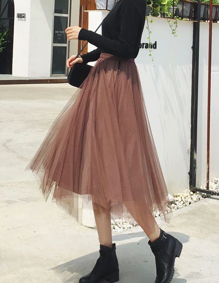 Brown skirt outfit