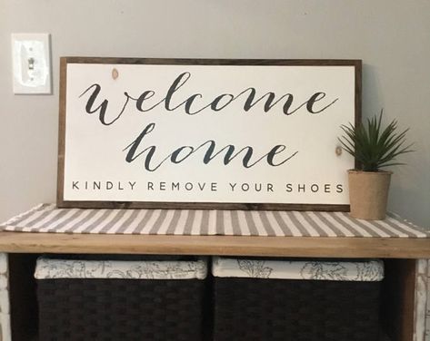 Perfectly distressed rustic modern decor for your HOME SWEET HOME Ranch Style Decor, Shoe Quotes, Remove Your Shoes, Distressed Decor, Entry Signs, Entryway Signs, Wooden Signs Diy, Reverse Canvas, Modern Rustic Decor