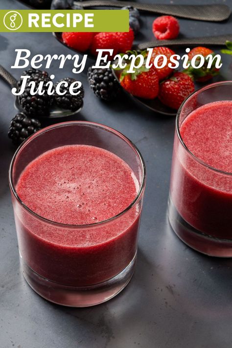 This "berry" delicious recipe combines an all-star lineup of berries with watermelon, pomegranate and mint. An antioxidant (and flavor) powerhouse juice. | goodnature.com/recipes #juices #coldpressedjuices #juicerecipes #healthyjuicerecipes Berry Juicing Recipes, Berry Juice Recipe, Omega Juicer, Fruit House, Raspberry Juice, Watermelon Recipe, Pulp Recipe, Paleo Drinks, Healthy Juicer Recipes