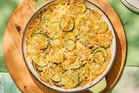 Summer Squash Skillet Exactly How Mama Likes It Summer Squash Skillet Southern Living, How To Cook Summer Squash, Squash Casserole Southern Living, Skillet Vegetables, Veggies Recipes, Savory Sides, Breakfast Party Foods, Easy Dinner Casseroles, Iron Skillet Recipes