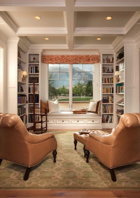 36 Fabulous home libraries showcasing window seats Reading Room Design, Home Library Rooms, Window Seat Design, Traditional Home Office, Traditional Family Room, Home Library Design, Home Libraries, Trendy Home, Reading Room