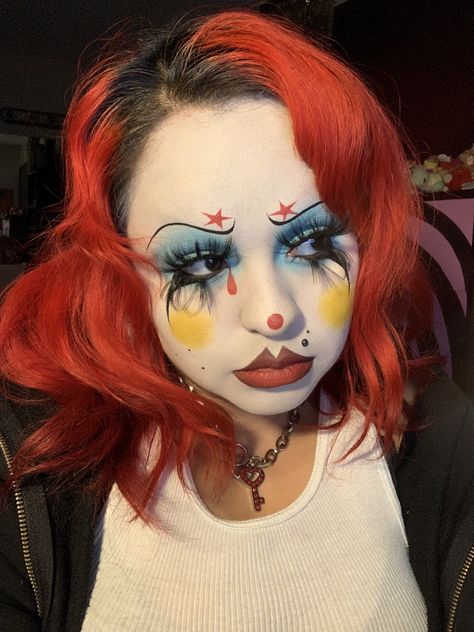 Clowns Makeup, Clown Makeup Ideas, Corpse Paint, Clown Clothes, Drag Makeup, Clown Faces, Vintage Clown, Bold Red Lips, Goth Makeup