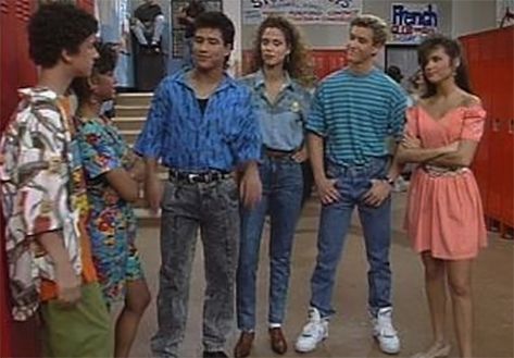 The 30 Greatest Episodes Of Saved By The Bell | Thought Catalog Saved By The Bell Outfits, 1990s Fashion Trends, 80s Fashion Men, Kelly Kapowski, Zack Morris, Fashion 1980s, 80s Fashion Trends, 80s And 90s Fashion, 90s Looks