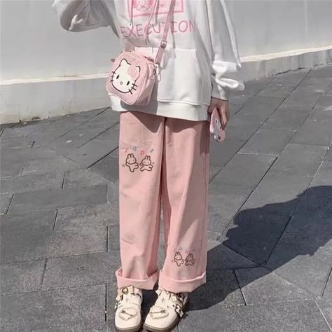 They are the second pants that I buy I love them comfortable fresh and they are well recommended Kawaii Pants, Celana Fashion, Oversized Pants, Corduroy Overalls, Loose Trousers, Pink Pants, Overalls Women, Japan Fashion, Y2k Streetwear