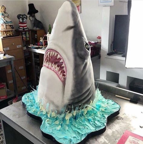 Latest Tweets / Twitter Megalodon Cake, Jaws Cake, Shark Themed Cakes, Shark Cakes, Shark Birthday Cakes, Fab Cakes, Shark Cake, Twitter Design, Magic Cake