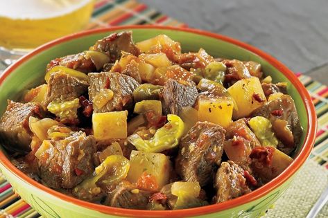 Tomatillo Beef Stew Recipe Tomatillo Beef Stew, Flavorful Beef Stew, Vegetable Stew Recipe, Beef Stew Meat, Vegetable Stew, Beef Stew Recipe, Tender Beef, Stew Recipe, Food Articles