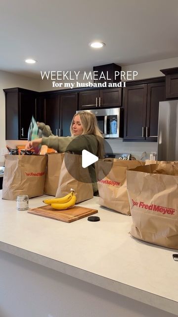 fitness | adventure | wellness - Mackenzie on Instagram: "Another week, another high protein, simple ingredient meal prep for my husband and I! We prep to feel good for LIFE ✨

C0mment SPOOKY and LIKE this post if you want the recipes! 🎃

If you are struggling with getting meals prepped for the week, I encourage you to think of it as an investment! Taking the time to prep and NOT taking the time to prep both have an outcome! Taking that 1-2 hours to get yourself set up for the week is going to pay off SO MUCH MORE than 1-2 hours spent watching TV or scrolling on your phone! Even better if you can get your partner involved to help with the load! 👏🏼 

#mealprep #mealprepmonday #farmtofork #limitedingredients #dairyfree #glutenfree  #juice #wellnessshots #sundaymealprep" Ingredient Meal Prep, Simple Ingredient Recipes, Wellness Shots, Sunday Meal Prep, Meal Prep For The Week, Watching Tv, Meals For The Week, High Protein, Simple Ingredient