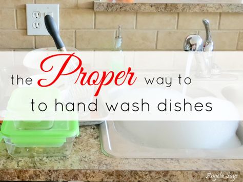 The proper way to hand wash dishes Hand Washing Dishes, Hand Wash Dishes, Hand Tricks, Deep Cleaning Checklist, Diy Cleaning Products Recipes, Cleaner Recipes, Mattress Cleaning, Best Cleaning Products, Natural Cleaners