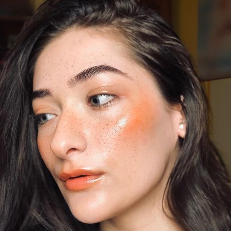 Orange Blush Makeup Looks, Heavy Blush Makeup Looks, Orange Blush Makeup, Blush Makeup Looks, Orange Makeup Looks, 80s Makeup Trends, Makeup Orange, Vegan Makeup Brands, Spring Makeup Trends