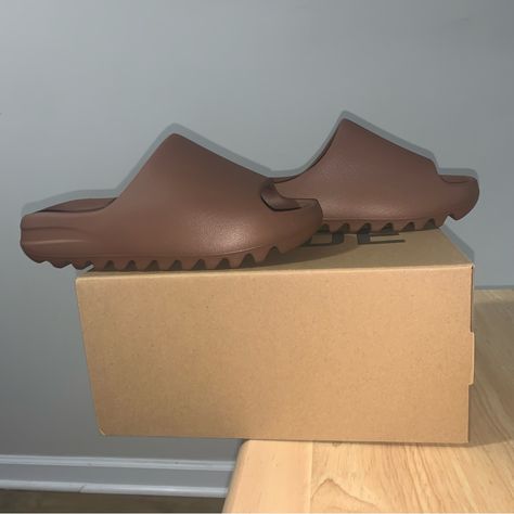 Adidas Yeezy Slide Flax . Men’s Size 7 , Which Equates To A Women’s Size 8 . New With The Original Box . School Wishlist, Adidas Shoes Yeezy, Adidas Yeezy Slide, Mens Yeezy, School List, Yeezy Slides, Mens Slides, Color Cafe, Yeezy Shoes