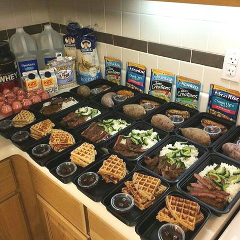 Bulking Meal Prep, Bulking Meals, Meal Prep For Work, Fitness Images, Food To Gain Muscle, Healthy Afternoon Snacks, Dinner Meal Prep, Easy Healthy Meal Prep, Healthy Food Dishes