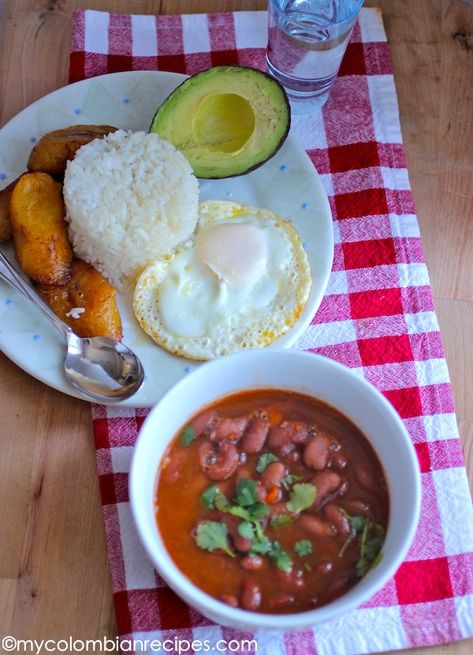 Colombian Red Beans Recipe, Recipes With Beans, Columbian Recipes, Red Beans Recipe, Colombian Style, Colombian Recipes, Colombian Cuisine, Winter Stews, Cuban Food