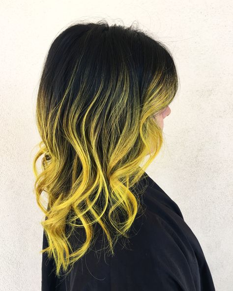 Yellow vivid ombré Black Hair Yellow Highlights, Black Ombré Hair, Black And Colored Hair, Black And Yellow Hair, Hair Dip Dye, Yellow And Brown Hair, Black Ombre Hair, Hair Color Yellow, Hair Claim