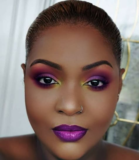 Purple Lipstick Black Women, Purple Eyeshadow Looks Black Women, Purple Monochromatic Makeup, Purple Lipstick Makeup, Freelance Makeup Artist Business, Purple Lip Gloss, Purple Eyeshadow Looks, Purple Smokey Eye, Birthday Makeup Looks