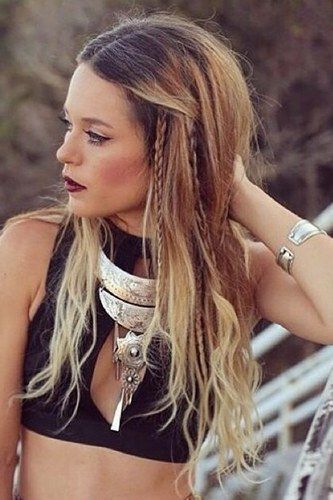 10 peinados boho chic para todos los días - Mujer de 10: Guía real para la mujer actual. Entérate ya. Boho Hairstyle, Hippie Hair, Bohemian Hairstyles, Festival Hair, Wallpaper Vintage, Styl Boho, Boho Hairstyles, Boho Stil, Afro Hairstyles