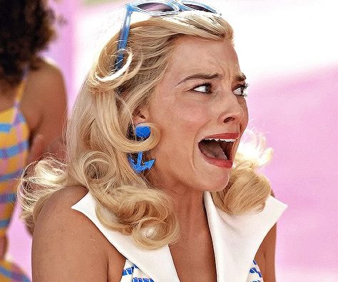 Margot Robbie Photos, Lyna Youtube, Barbie 2023, Barbie Hairstyle, Greta Gerwig, Barbie Movie, Barbie Life, Movies Outfit, Lady Bird