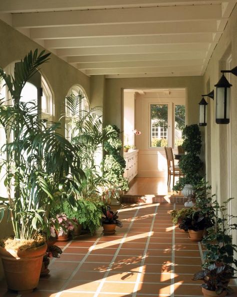 Terra Cotta Porch Floor, Terra Cotta Tile Bathroom, Terra Cotta Tile Living Room, Tile Living Room Ideas, Terracotta Tiles Bathroom, Beach House Family Room, Tile Living Room, Terra Cotta Floors, Portugal Design