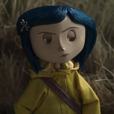 coraline jones icon from #coraline Coraline Jones, Coraline, Blue Hair, Yellow, Hair, Blue