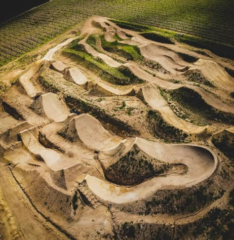 Bike Pump Track, Bmx Photography, Dirt Bike Track, Shock Mansion, Backyard Skatepark, Jump Park, Skatepark Design, Motocross Tracks, Trail Building