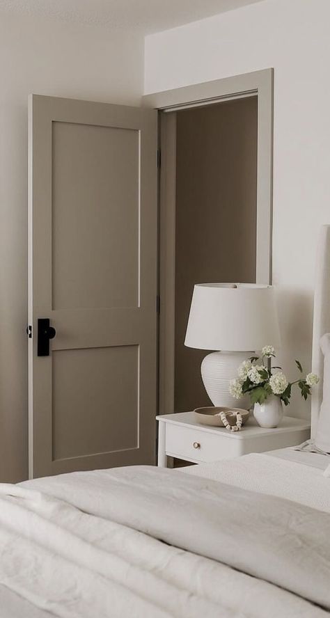 Cream Bedroom Door, Beige Interior Front Door, White Walls And Cream Trim, Coloured Architraves, Cream Colored Interior Doors, Beige Internal Doors, Panel Doors Design, Beige Interior Doors White Trim, Hallway And Door Paint Colors