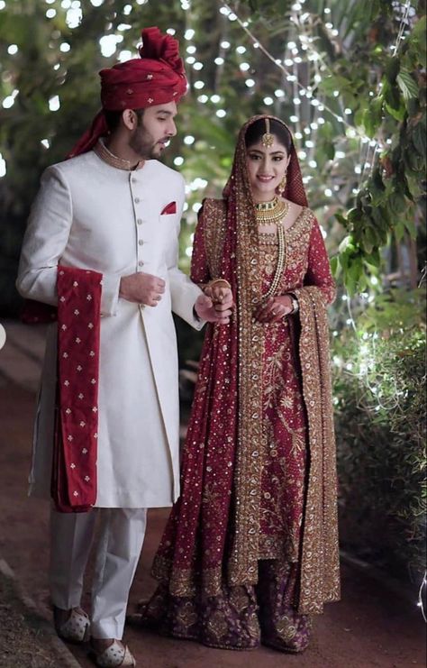 Brat Bridal Dress Pakistani, Dulha Dresses For Men Pakistan, Groom Wedding Dress Pakistani, Groom Barat Dress Pakistan, Groom Pakistani Wedding Outfits, Wedding Dresses Men Indian, Desi Wedding Dresses, Latest Bridal Dresses, Asian Bridal Dresses