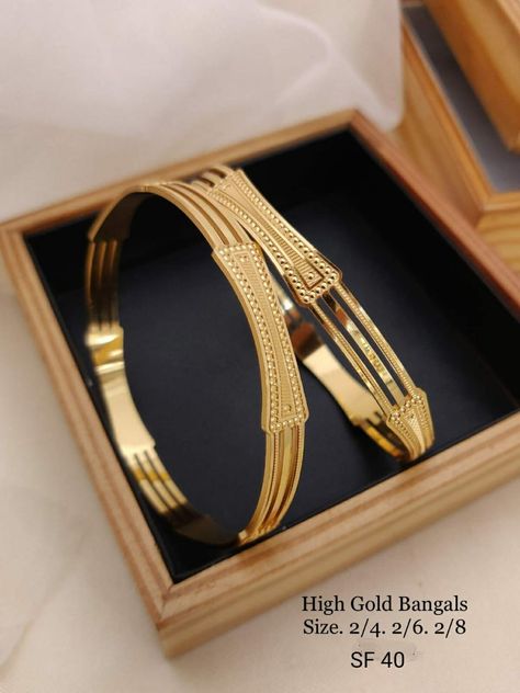 Antique Gold Bangles Design, Bracelet Women Gold, Gold Bangles Set, Indian Gold Bangles, Necklace Set Indian Bridal Jewelry, Plain Gold Bangles, Gold Jewelry Prom, Solid Gold Bangle, Unique Gold Jewelry Designs