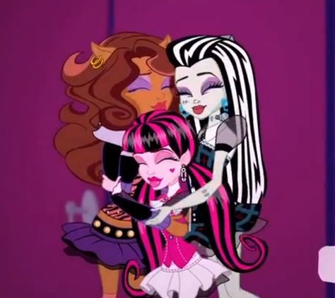 group hug Iconic Groups Of 4 Cartoon, Monster High Friend Group, Monster High Group Picture, Character Trios, Monster High Group, Cartoon Trios, Trio Characters, Trio Costumes, Group Hug