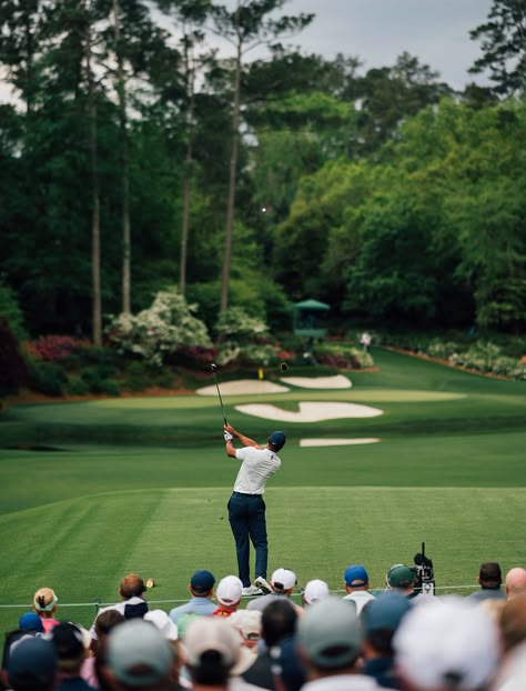 Masters Wallpapers Golf, St Andrews Golf Course, Augusta National Golf Club Wallpaper, The Masters Aesthetic, Golf Wallpaper Aesthetic, Golfing Aesthetic, Augusta Masters, Golf Wallpaper, Telkom University