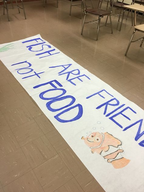 Freshman Pep Rally Posters, Freshman Class Posters, Class Signs Pep Rally Freshman, Freshman Orientation Posters, Freshmen Posters Pep Rally, Freshman Signs Pep Rally, Freshman Posters, Prep Rally Poster Ideas, Junior Posters Pep Rally