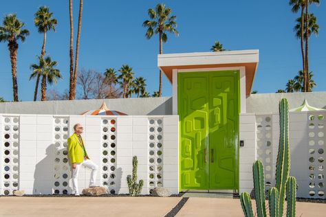 12 don't-miss home tours for Midcentury Modern fans at Palm Springs' Modernism Week Palm Springs Mid Century Modern Homes, Modernism Week Palm Springs, Palm Springs Mid Century Modern, House Of Tomorrow, Palm Springs Art, Butterfly Roof, Parker Palm Springs, John Lautner, Desert Hot Springs