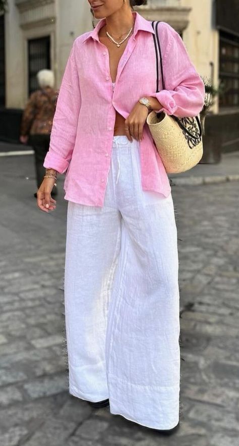 Miami Outfits Modest, Varkala Outfits, Loose Linen Pants Outfit, Pink Blouse Outfit, Pink Shirt Outfit, Pink Linen Pants, Stylish Outfits For Women Over 50, Daily Fashion Inspiration, Casual Day Outfits