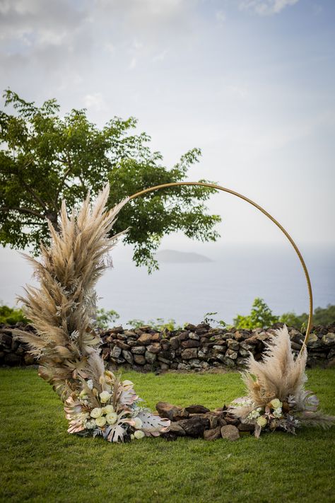 Pampa Grass Wedding Arch, Pompus Grass Wedding Arch, Pampas Arch Wedding, Pampas Grass Arch, Pampas Arch, Outdoor Wedding Backdrops, Wedding Hoop, Pampas Grass Decor, Mandap Decor