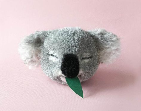 Koala Craft, Frankie Magazine, Pom Pon, Diy Pom Pom, Magazine Online, Australian Animals, Wool Crafts, Unique Things, Australian Fashion