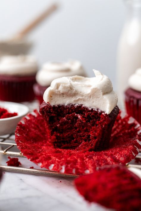 These soft and deliciously tender vegan red velvet cupcakes taste like they came from a bakery and are incredibly quick and easy to make with just one bowl and a few simple pantry staple ingredients- no need for an egg replacement either! With just the right hint of cocoa and topped with a silky dairy free cream cheese frosting, you won't believe these cupcakes are vegan! Vegan Red Velvet Cupcakes, Dairy Free Cream Cheese Frosting, Vegan Cupcake Recipes, Cupcake Photography, Red Velvet Cupcakes Recipe, Vegan Cream Cheese Frosting, Dairy Free Cream Cheese, Velvet Cupcakes, Vegan Cupcakes