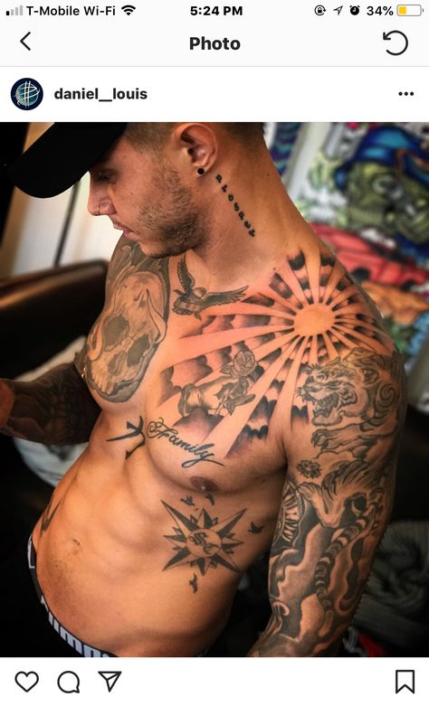 Tattoo Designs For Guys, Shoulder Tattoo Designs, Front Shoulder Tattoos, Black Men Tattoos, Cool Shoulder Tattoos, Men Tattoos Arm Sleeve, Mens Shoulder Tattoo, Cool Forearm Tattoos, Cool Chest Tattoos