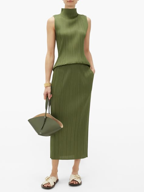 Technical-pleated midi skirt | Pleats Please Issey Miyake | MATCHESFASHION Pleats Dress Outfit, Issey Miyake Dress Pleats, Issey Miyake Skirt, Issey Miyake Pleats Please Outfit, Pleats Please Outfit, Issey Miyake Outfit, Pleated Top Outfit, Pleats Outfit, Pleated Fabric Outfits