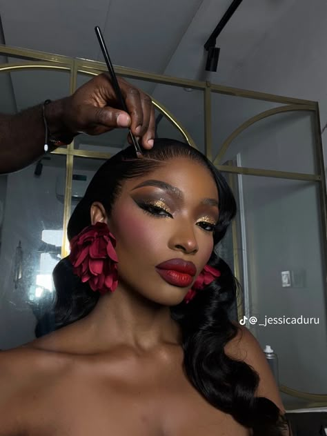 Autumn Glam Makeup, Ethereal Makeup Black Women, Goddess Makeup Black Women, Dark Femine Makeup Aesthetic, Fem Fatale Makeup, Black Goddess Aesthetic, Makeup Astethic, Ig Baddie Makeup, Goddess Makeup Look