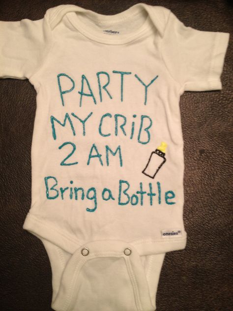 Personalized onesie (Use puffy paint to create your own) Paint Onesies Diy, Diy Onesie Decorating Ideas, Paint Baby Onsies, Paint Baby Onesie, Onesie Painting Party, Painting Onesies Ideas, Baby Onesie Painting Ideas, Painting Baby Onesies Diy, Onsie Painting Ideas