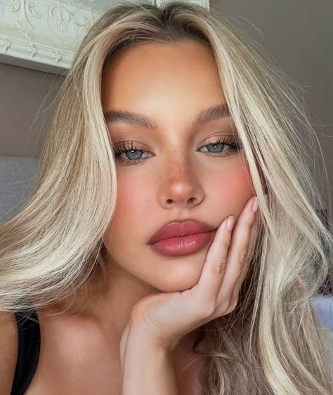 Brookelle McKenzie - IG Post September 22, 2024 Brookelle Mckenzie Makeup, Natural Work Makeup, Brookelle Mckenzie, Catherine Cowles, Pageant Makeup, Perfect Blonde Hair, Going Out Makeup, Formal Makeup, Makeup For Blondes