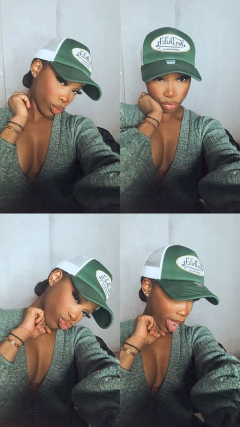 Fitted Cap Outfit Black Women, School Hairstyles Ideas, Famu Homecoming, Fitted Hat Outfit, Winter Selfies, Airbnb Photoshoot, Spam Photos, Cap Pics, Baseball Hat Hairstyles