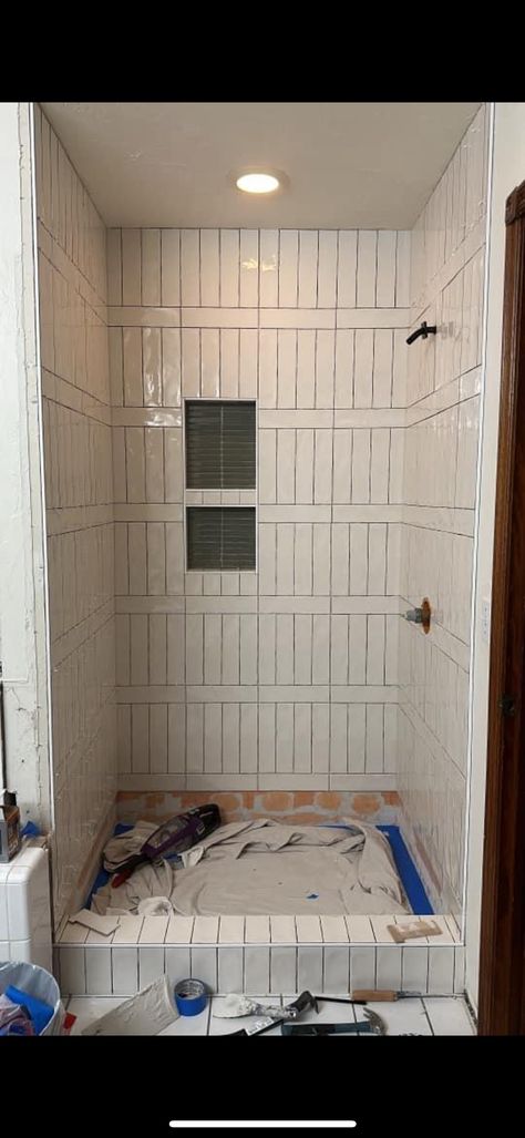 Casita House, Inspiring Bathrooms, Bathroom Dream, Small Basement Bathroom, Master Bath And Closet, Guest Bathroom Remodel, House Planning, Tile Layout, Primary Suite